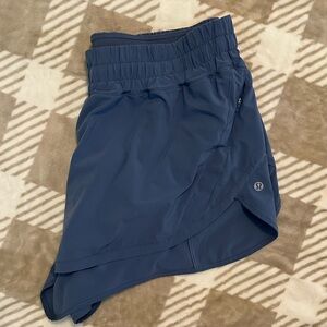 Lululemon Track That High-Rise Lined 5” Lined Short, Size 14